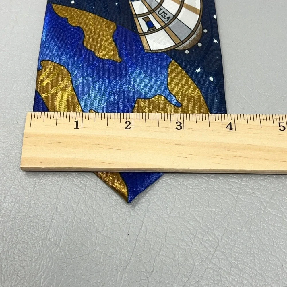 Vintage Museo Space Capsule Tie‎ Blue Space Walk USA Flag Hand Made in Korea